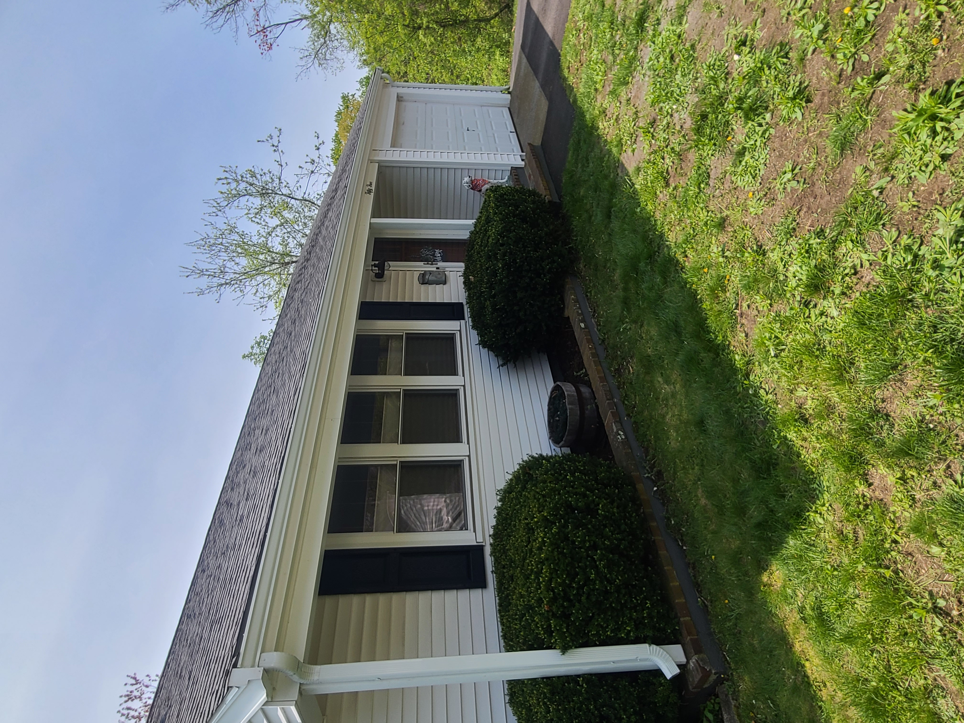 Completed fascia repair and new gutters on ranch home